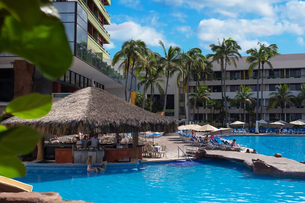 el moro pool