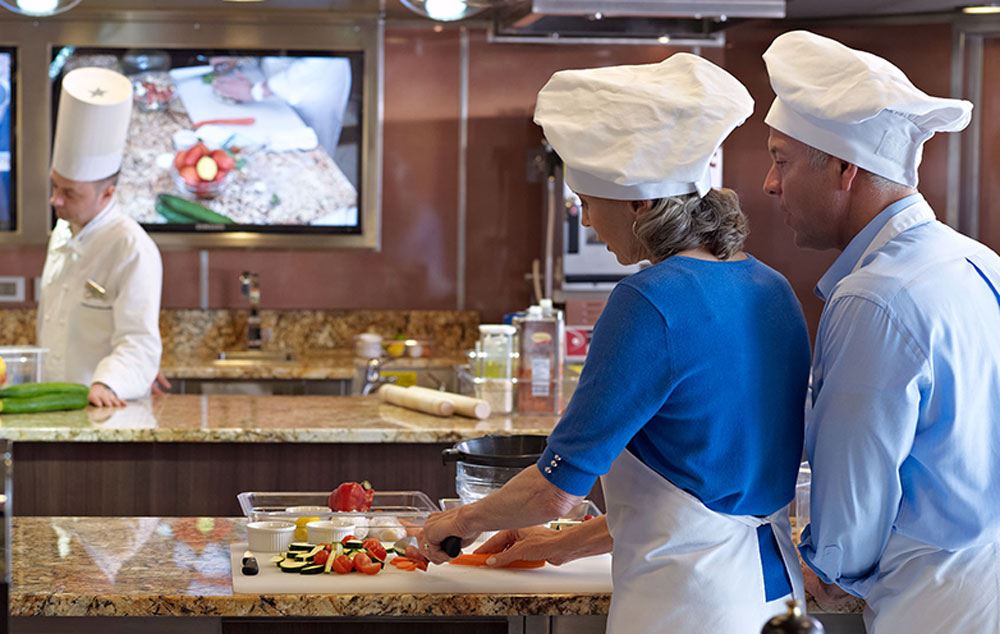 Couples cooking class on Oceania Cruises